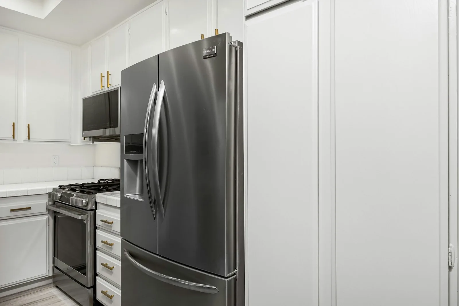 Liebherr Monolith Refrigerator MF 3651